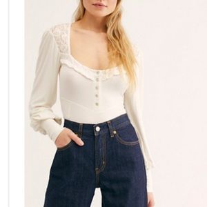 Small free people kissin kate top